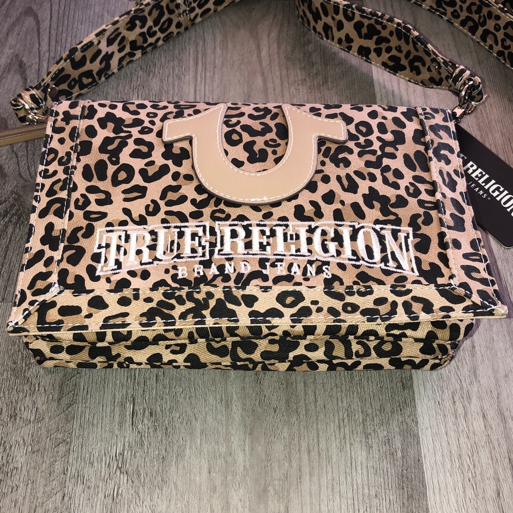 True Religion Leopard Bling Logo Cotton & Polyester Messenger Crossbody Bag NWT - Picture 5 of 16